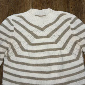 LOFT Mock Neck Striped Sweater Size Medium Flare Long Sleeve‎ White Brown Wool thumbnail 2