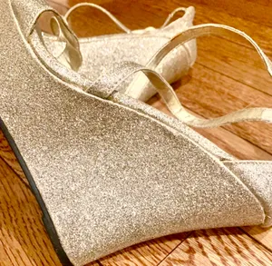 Rouge gold glitter platform strappy crisscross wedges sandal size 8.5 thumbnail 5