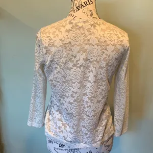 Kate Hill Women’s Small Dressy Cream Semi-Sheer Lace Top with Sheer 3/4 Sleeves thumbnail 4