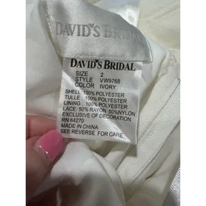 NWT David’s Bridal Ivory Cap Sleeve Lace Trumpet Wedding Dress Size 2 - $599 thumbnail 16