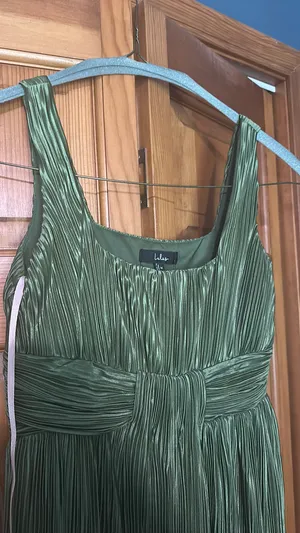Ameena Olive Green Plisse Square Neck Sash Maxi Dress thumbnail 4