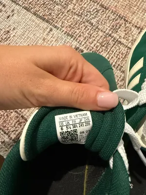 Adidas sneakers- womens 8 or kids 6 thumbnail 3