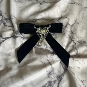 Dolls Kill Black Velvet Butterfly Bow Hair Clip thumbnail 3
