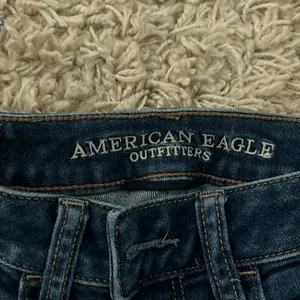 American eagle jeans thumbnail 3