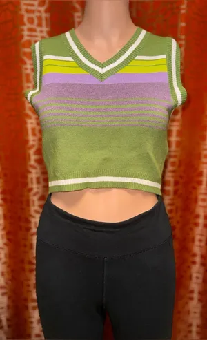 Urban Outfitters Randi Shrunken Sweater Vest Medium thumbnail 1