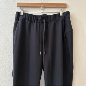 On The Fly Mid Rise Joggers Black Size 8 thumbnail 4