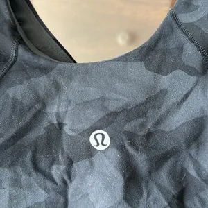 Lululemon BLACK CAMO ALIGN TANK SIZE 4 thumbnail 4