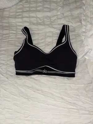 Alo Set Yoga thumbnail 2