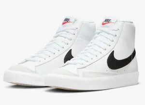 Nike Blazer Mid '77 Vintage White/Black thumbnail 1