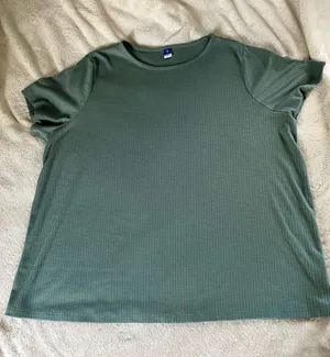 Old Navy Top thumbnail 1