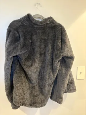 avalanche fuzzy grey jacket with pockets. size medium, new with tags  thumbnail 2