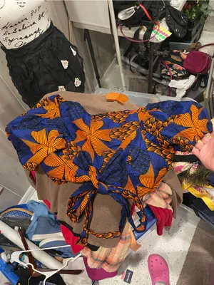 Cute cotton puff sleeve African ankara crop top tie wrap closure Mae Otti thumbnail 7