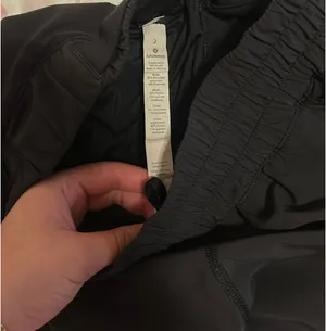 Lululemon Hotty Hot 4" High-Rise mesh thumbnail 5