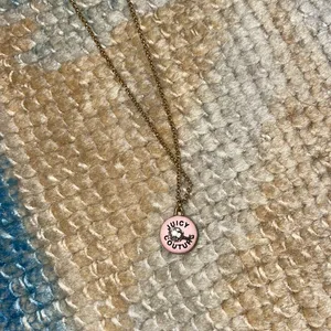 Juicy Couture Cupcake Charm Necklace thumbnail 1