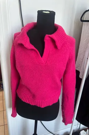 Pink cropped sweater Size L thumbnail 1
