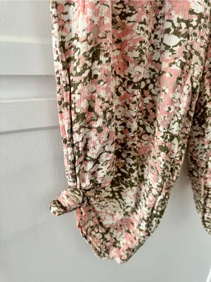 Express Pink Green Abstract Print Lounge Pants - Size Large thumbnail 4