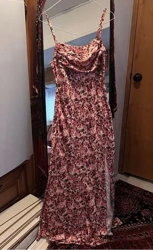 SheIn Satin maxi slit thigh dress thumbnail 4