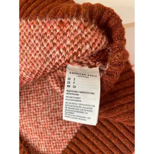 NWT American Eagle Fair Isle Mock Neck Pullover Sweater Brown Pink Womens Size S thumbnail 7