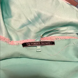 Victoria secret MD Victoria's Secret Green and Pink Chemise with V-Neckline thumbnail 5