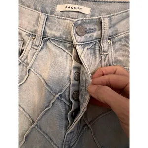 PacSun Pintuck High Waisted Jeans Womens Size 24 Indigo Blue‎ Bootcut Buttonfly thumbnail 4