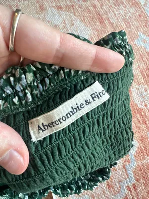 Abercrombie and fitch puff sleeve green floral peasant blouse size large thumbnail 3