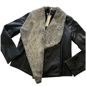 Mystree Pia Black Vegan Leather Jacket with Faux Fur Lined Lapel Women's Small thumbnail 3