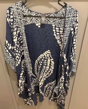 Vince Camuto Navy Abstract Leaf Duster  thumbnail 2