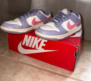 Purple and pink Nike Dunks thumbnail 3
