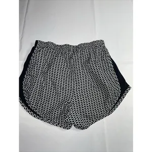 Nike Dri-Fit Running Athletic Women's Black‎ White Shorts Size XS thumbnail 3
