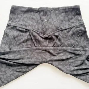 Lululemon Align Jogger Pant 28" Wild Thing Cheetah Camo Deep Coal Size 6 Comfort thumbnail 8