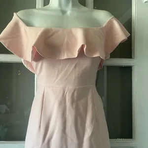 Camilyn Beth Off-Shoulder Dress‎ thumbnail 2