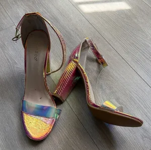 BAMBOO Multicolor Iridescent Heels thumbnail 1