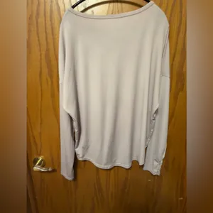Fabletics Maria Powertouch Light Long-Sleeve Top Size Large thumbnail 9