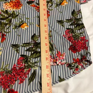 Umgee Blue Striped Floral V-Neck Blouse with Multicolor Blooms thumbnail 6