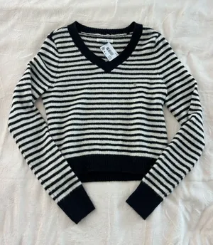 American Eagle Striped Sweater thumbnail 1