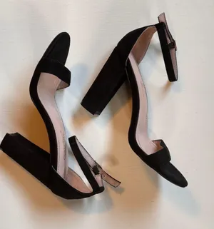 Black High Heel Strappy Ankle Shoes Sz 7 thumbnail 7