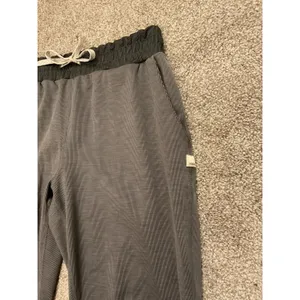 Vuori Lux Rib Performance Jogger Gray Ribbed Athleisure Lounge Pants, Size S thumbnail 4
