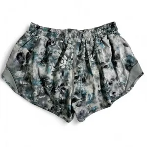 Lululemon Hotty Hot Low Rise Short 2.5" Kaleidofloral Multi / Blue Cast W7ATHR thumbnail 3