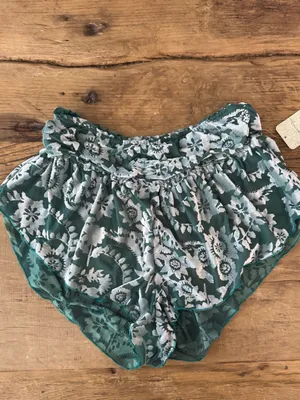 NWT Free People Snow Angel Micro Shorts Velvet Floral Boho Flowy Summer Shorts M thumbnail 5