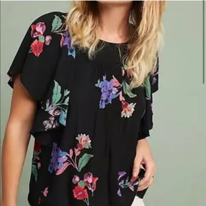 Anthropologie Maeve Prato Flutter Sleeve Black Floral Tunic thumbnail 1