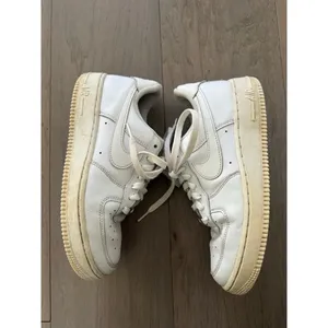 Nike Air Force 1 Low White Leather Women's Size 7.5 thumbnail 3