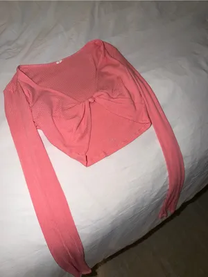 Alo yoga coral long sleeve ballet knot Pilates top size small thumbnail 2