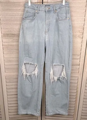 WILD FABLE Highest Rise Baggy Jeans with Distressing-8/29R thumbnail 1