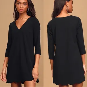 Lulus Love It All Three-Quarter Sleeve Scalloped Shift Dress in Black‎ Size XS thumbnail 2