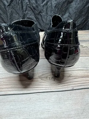 Kelly & Katie Paten Leather Faux Alligator Booties Size 8 thumbnail 4