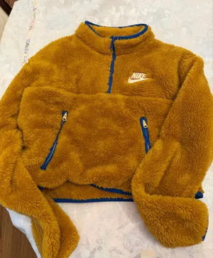 Nike Fuzzy Cropped Quarter-Zip thumbnail 1