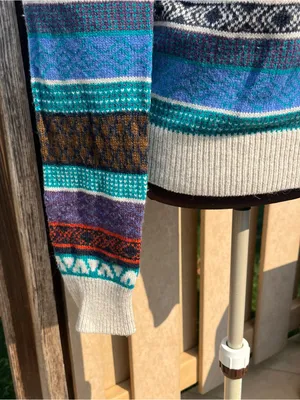 H&M Women’s Wool Blend Colorful Fair Isle Grandpacore Crewneck Sweater Size XS thumbnail 4