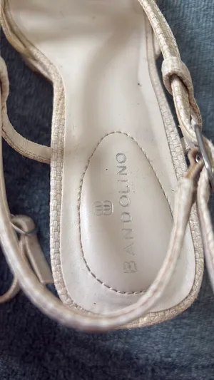 Bandolino strappy off white heels thumbnail 2