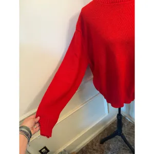 Vtg Jantzen Tomato Red Wool Knit Crewneck Sweater Vibrant Minimalist Pullover thumbnail 3