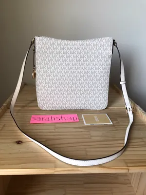 Michael Kors Purse thumbnail 2